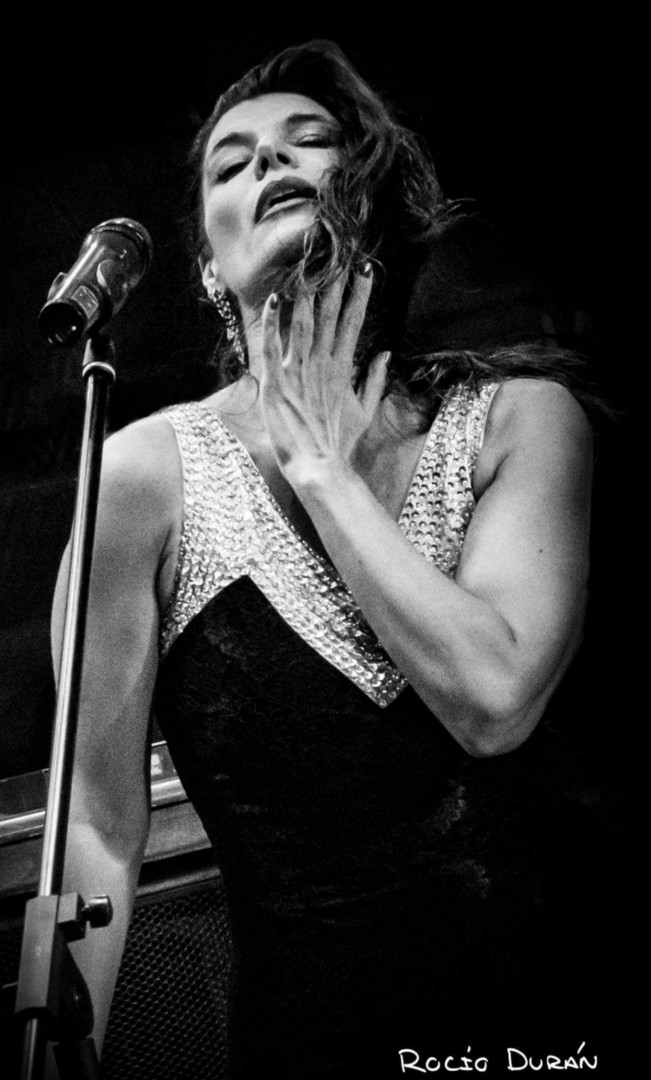 Rocío Durán, cantante y profesora de canto online